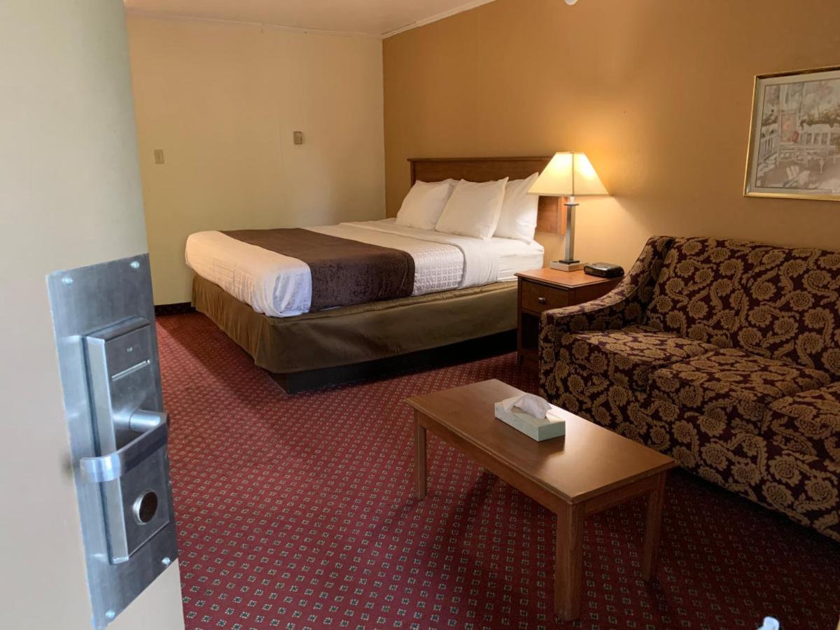 Red Carpet Inn & Suites Ebensburg Extérieur photo